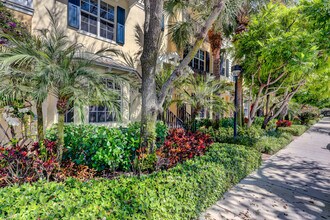 343 Flamingo Dr in West Palm Beach, FL - Building Photo - Building Photo