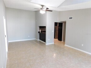 1308 Pine Ridge Cir E in Tarpon Springs, FL - Building Photo - Building Photo