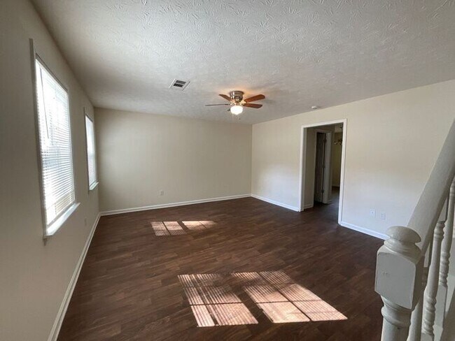 2655 Parkside Way SW in Snellville, GA - Foto de edificio - Building Photo