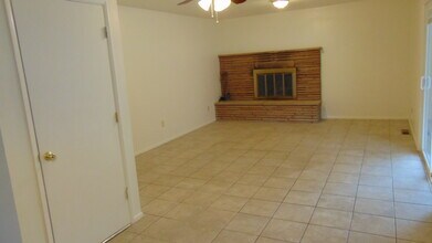 811 Heritage Cir in Prescott, AZ - Building Photo - Building Photo