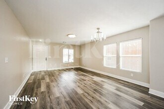 809 Chapleton Ct in Las Vegas, NV - Building Photo - Building Photo