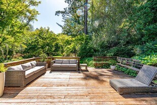 850 Conn Valley Rd in St Helena, CA - Building Photo