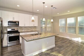 1050 Kenney Fort Crossing in Round Rock, TX - Building Photo - Building Photo