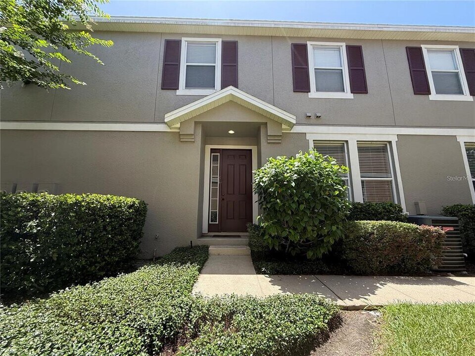 10238 Cala Lily Trail in Orlando, FL - Building Photo