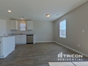 1076 Crescent Moon Lp in Hopkins, SC - Building Photo - Building Photo
