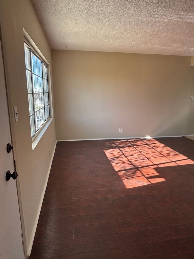 5245 Via San Delarro St in East Los Angeles, CA - Building Photo - Building Photo