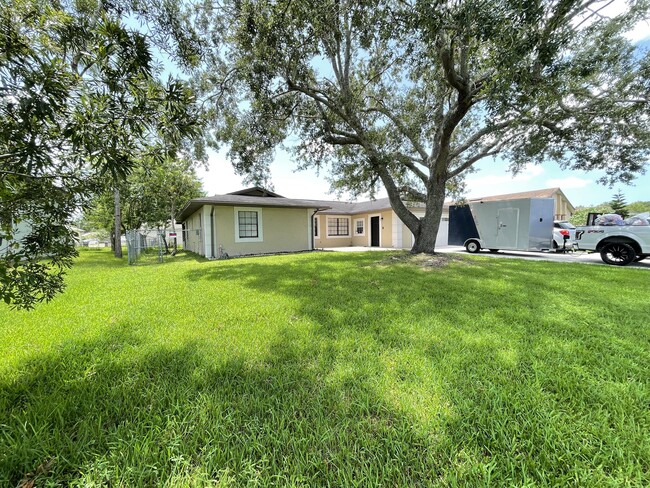 659 Gazelle Dr in Kissimmee, FL - Building Photo - Building Photo