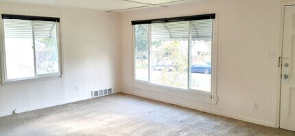 5708 40th Ave NE in Seattle, WA - Building Photo - Building Photo