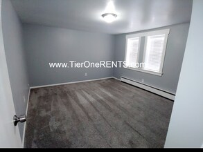 3665 S 5200 W-Unit -B in West Valley City, UT - Foto de edificio - Building Photo