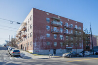 112-45 39th Ave in Corona, NY - Foto de edificio - Building Photo