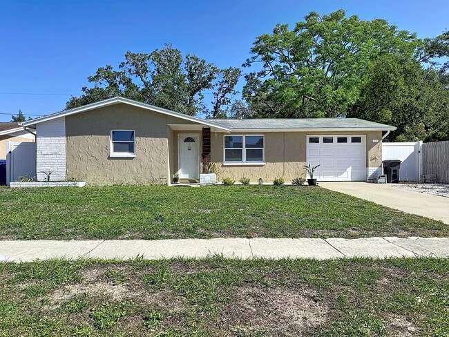property at 5913 Appletree Rd