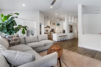 6984 Burnt Sienna Cir in Naples, FL - Building Photo - Building Photo