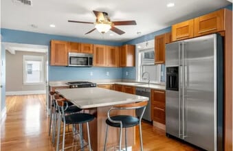 779 E 6th St, Unit 3A in Boston, MA - Building Photo - Building Photo