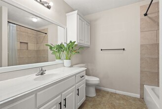 9109 Mackerel Dr in Texas City, TX - Building Photo - Building Photo