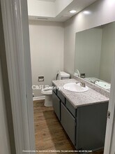 4091 Arbor Place Ln in Chattanooga, TN - Foto de edificio - Building Photo