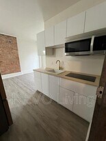 86 Church St in St Catharines, ON - Building Photo