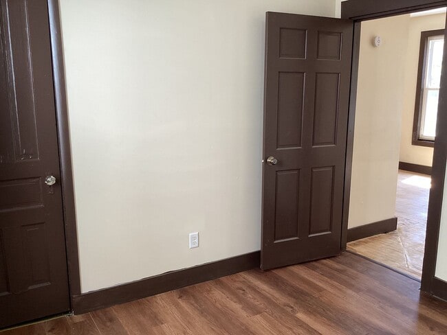 property at 1219 N 33rd St