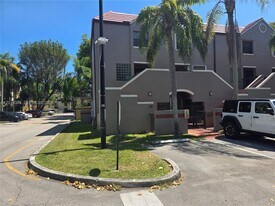 13022 SW 88th Terrace N in Miami, FL - Building Photo