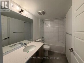 1010 Sandy Beach Rd in Pickering, ON - Building Photo - Building Photo