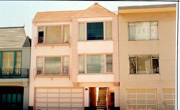 1285 Guerrero St in San Francisco, CA - Foto de edificio - Building Photo