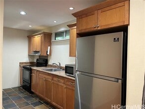 2438 Akepa St in Pearl City, HI - Building Photo - Building Photo