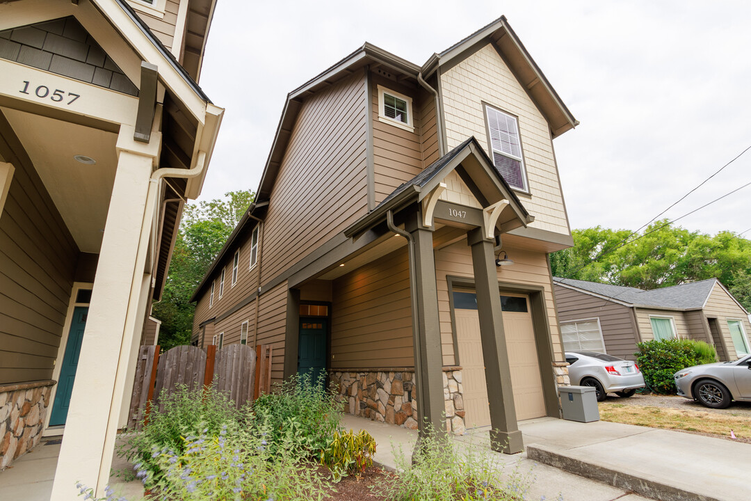 1047 25th NW St, Unit 47 in Corvallis, OR - Building Photo