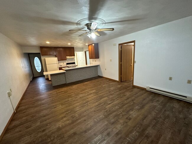 property at 1072 Lakeshore Dr