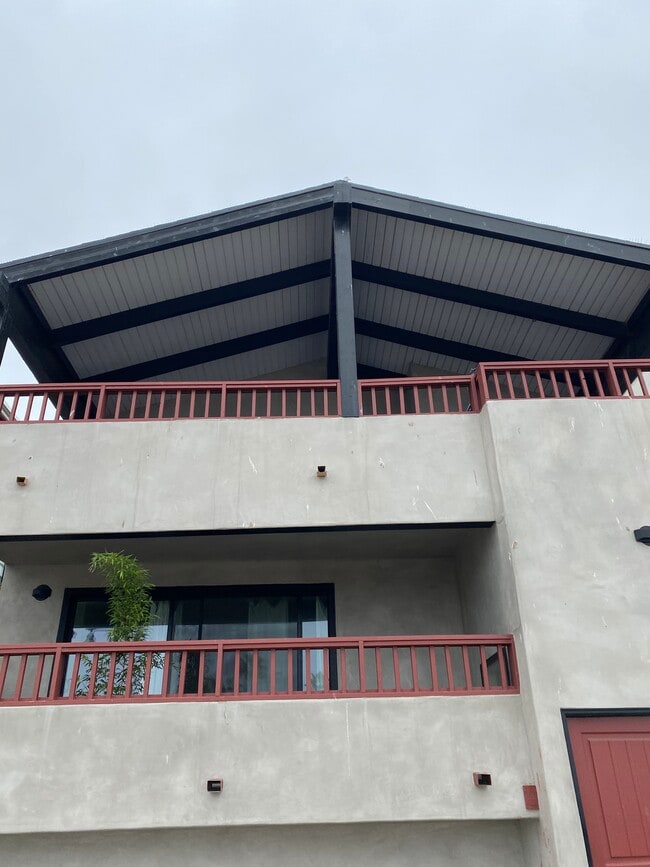 313 Ocean Front Walk, Unit 3