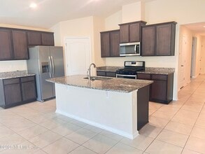 75163 Nassau Station Wy in Yulee, FL - Building Photo - Building Photo