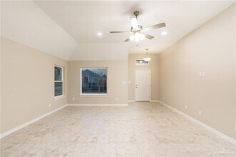 18 Olympic St in Edinburg, TX - Building Photo - Building Photo
