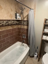 6774 Sandylee Way in Sacramento, CA - Building Photo - Building Photo