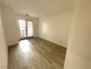4013 Nook Way in Las Vegas, NV - Building Photo - Building Photo