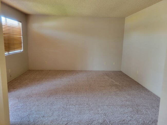 811 Gerry Ln in Porterville, CA - Building Photo - Building Photo