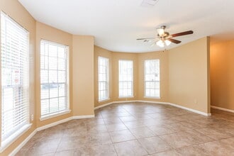 12526 Zavalla St in Houston, TX - Building Photo - Building Photo
