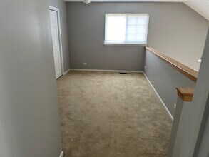 1337 Georgetown Dr in Batavia, IL - Building Photo - Building Photo