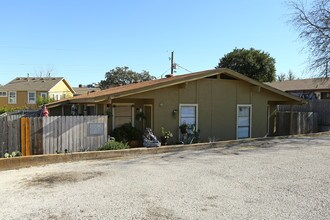 2813-3001 Parker Ln in Austin, TX - Foto de edificio - Building Photo
