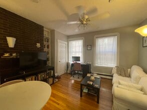 49 Saint Stephen St in Boston, MA - Foto de edificio - Building Photo