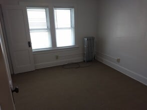 316 Bermond Ave, Unit 3 in Endicott, NY - Foto de edificio - Building Photo