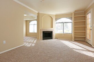Camden San Paloma in Scottsdale, AZ - Building Photo - Interior Photo