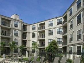 The Metro Apartments in Denver, CO - Foto de edificio - Building Photo