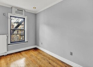 89 Clinton St in New York, NY - Building Photo - Building Photo