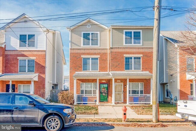 property at 720 Union St