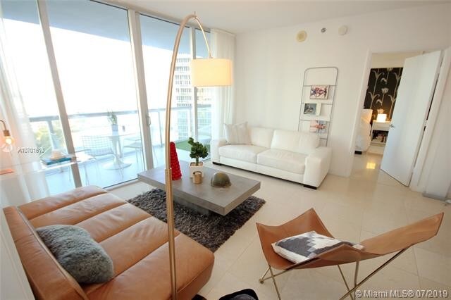 465 Brickell Ave-Unit -2103 in Miami, FL - Building Photo - Building Photo