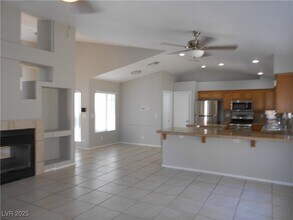 1012 Misty Glenn Ct in North Las Vegas, NV - Building Photo - Building Photo