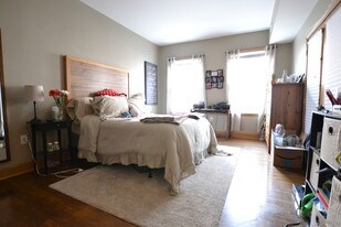 12 Sutherland Rd, Unit 4 in Boston, MA - Building Photo