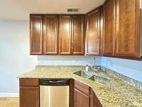 4440 N Dover St, Unit 2C in Chicago, IL - Building Photo - Building Photo