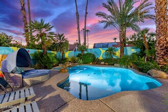 12528 N 78th St in Scottsdale, AZ - Foto de edificio - Building Photo