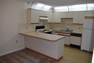 5945 SE Windsong Ln in Stuart, FL - Building Photo - Building Photo