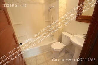 3228 R St in Lincoln, NE - Building Photo - Building Photo