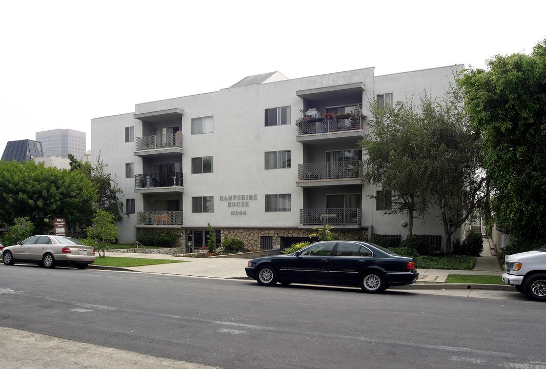 Hampshire House in Los Angeles, CA - Building Photo